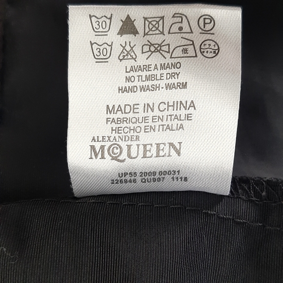 MQUEEN black jacket with bows and hood - Picture 11 of 11